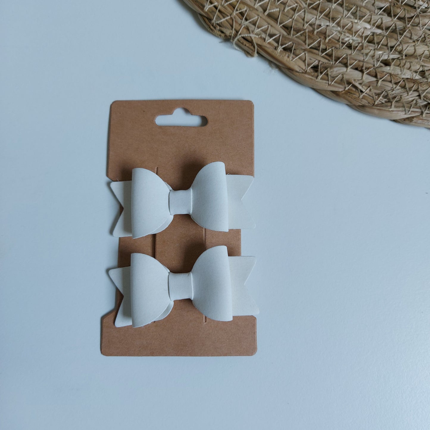 haarspeldjes met strik gebroken wit