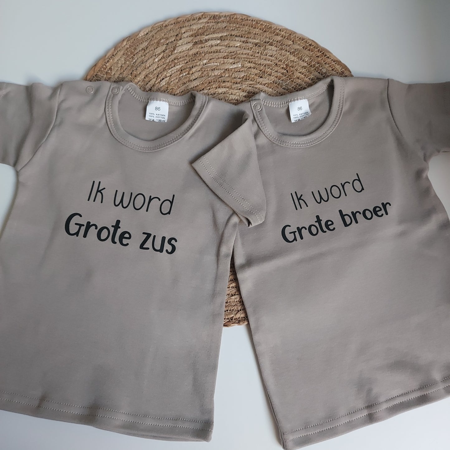 Zwangerschapsaankondiging shirtje – “Ik word grote broer/zus” (zandkleur)