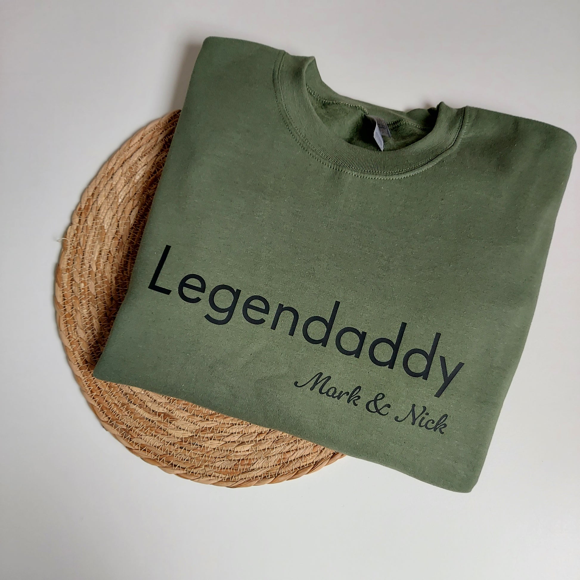 Sweater voor papa legendaddy met namen kinderen van het blije snoetje.