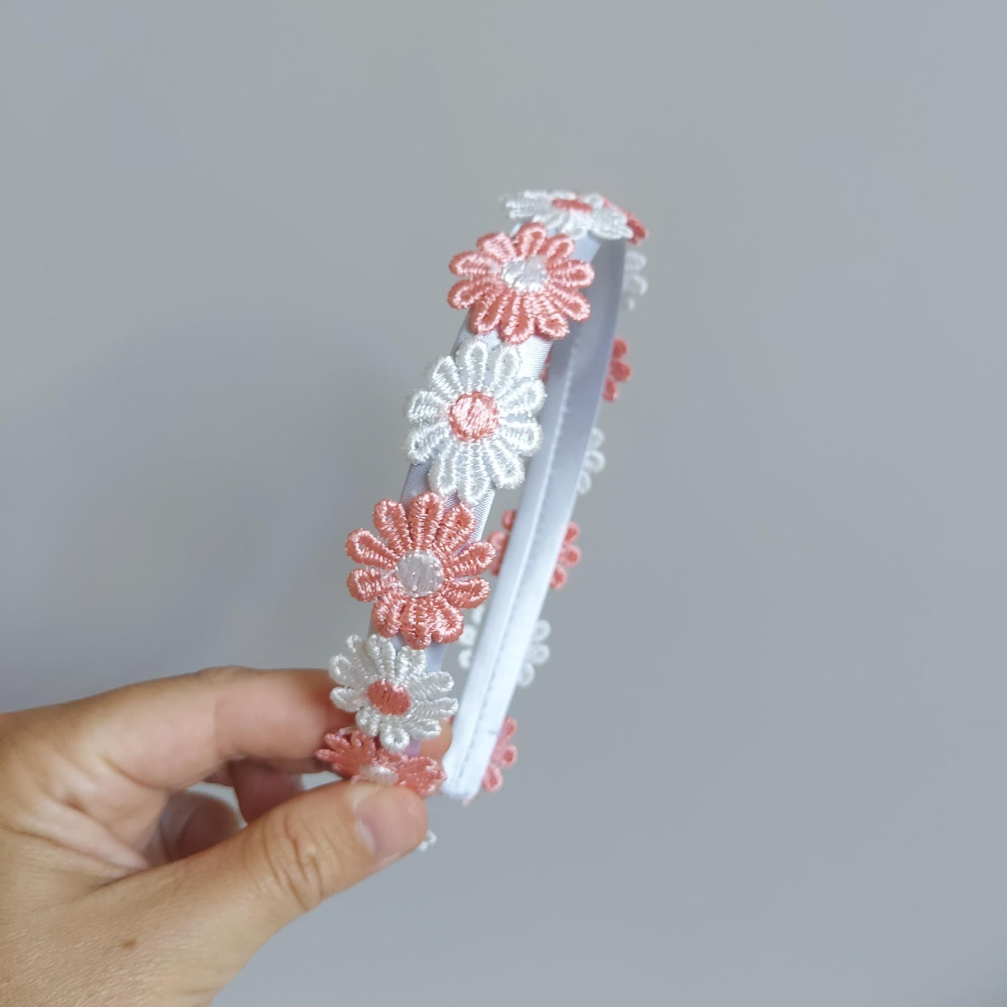 Haarband met bloementjes - Wit/roze