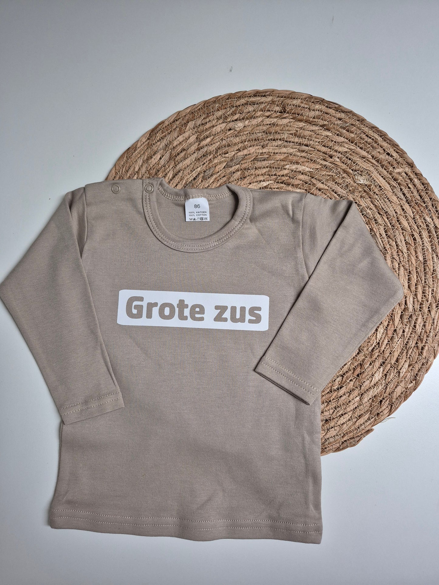 Tshirt grote zus zwangerschapsaankonding.